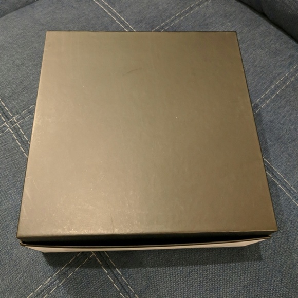 ⚜️Chanel Box⚜️ - Picture 2 of 2